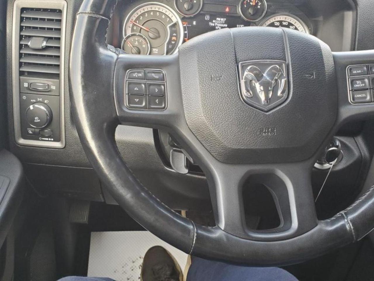 2021 RAM 1500 Classic Express 4x4-"NO TAX SALE-MAX $2000-LTD TIME ONLY" - Photo #12