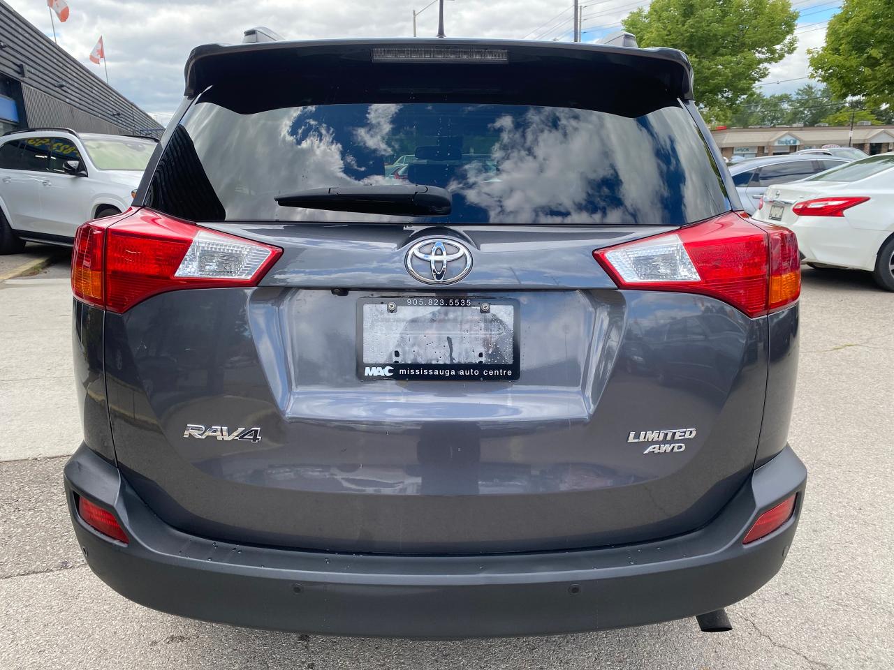 2015 Toyota RAV4 LIMITED  - Photo #4