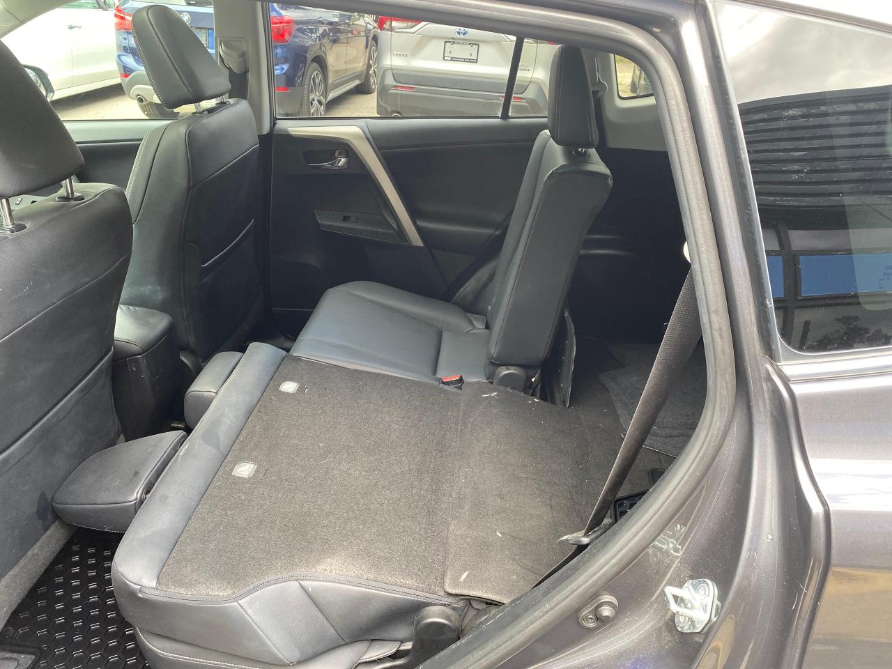 2015 Toyota RAV4 LIMITED  - Photo #22