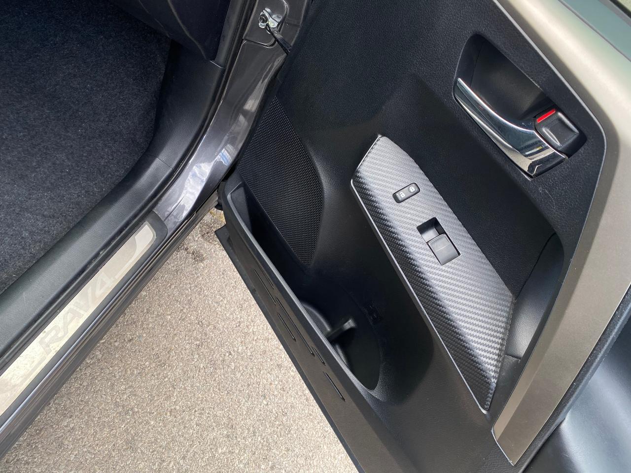 2015 Toyota RAV4 LIMITED  - Photo #24