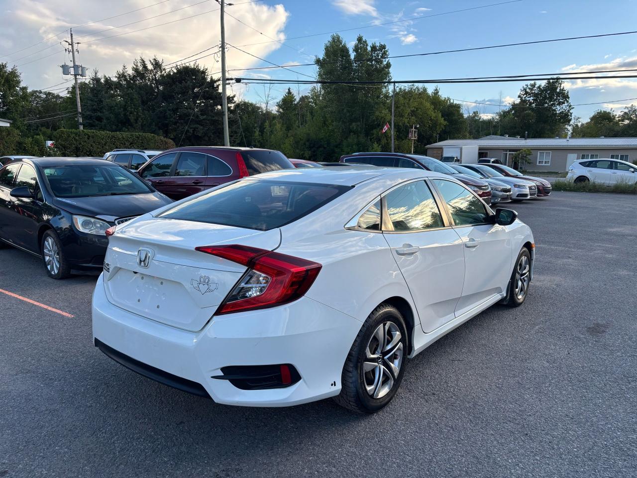 2016 Honda Civic LX Photo3