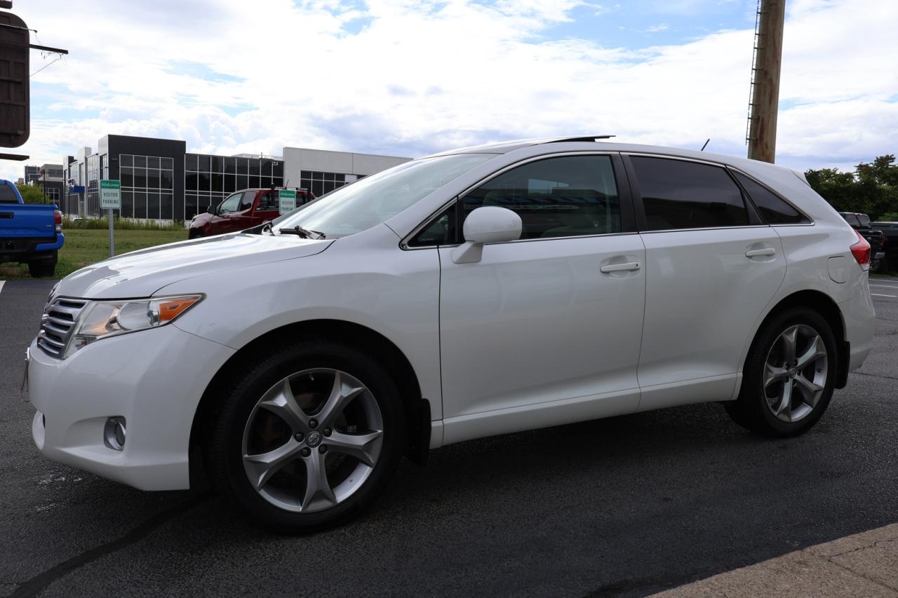 2012 Toyota Venza V6 LE AWD CERTIFIED *ACCIDENT FREE*TOYOTA MAINTAIN* CAMERA BLUETOOTH HEATED SEATS PANO ROOF CRUISE ALLOYS - Photo #3