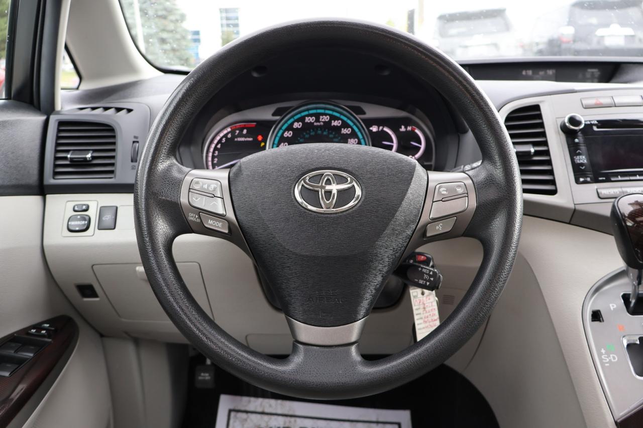 2012 Toyota Venza V6 LE AWD CERTIFIED *ACCIDENT FREE*TOYOTA MAINTAIN* CAMERA BLUETOOTH HEATED SEATS PANO ROOF CRUISE ALLOYS - Photo #10