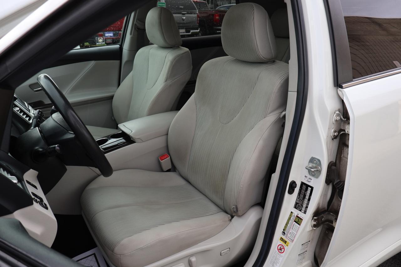 2012 Toyota Venza V6 LE AWD CERTIFIED *ACCIDENT FREE*TOYOTA MAINTAIN* CAMERA BLUETOOTH HEATED SEATS PANO ROOF CRUISE ALLOYS - Photo #14