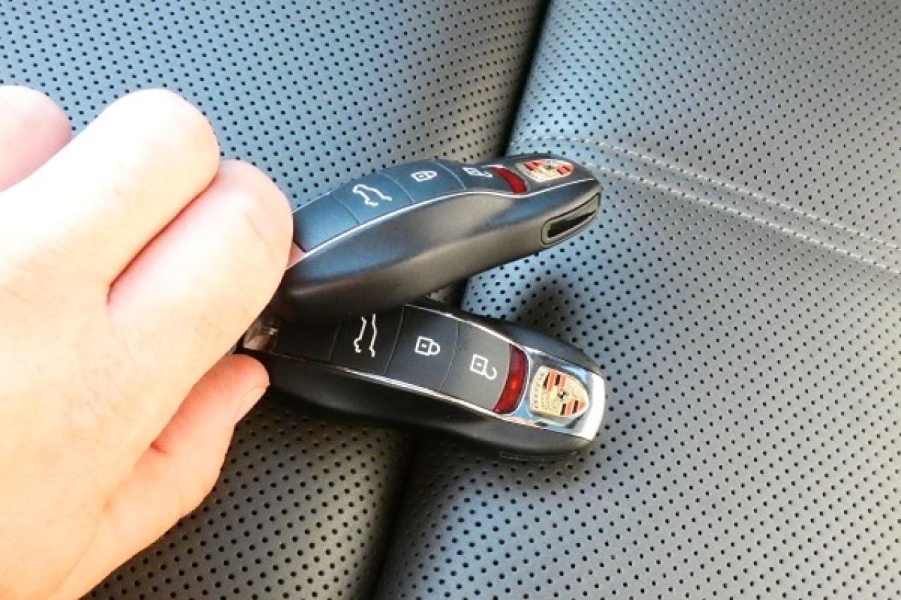 2023 Porsche Macan S AWD w/H&C L, pano S/R, NAV, BUC - Photo #22