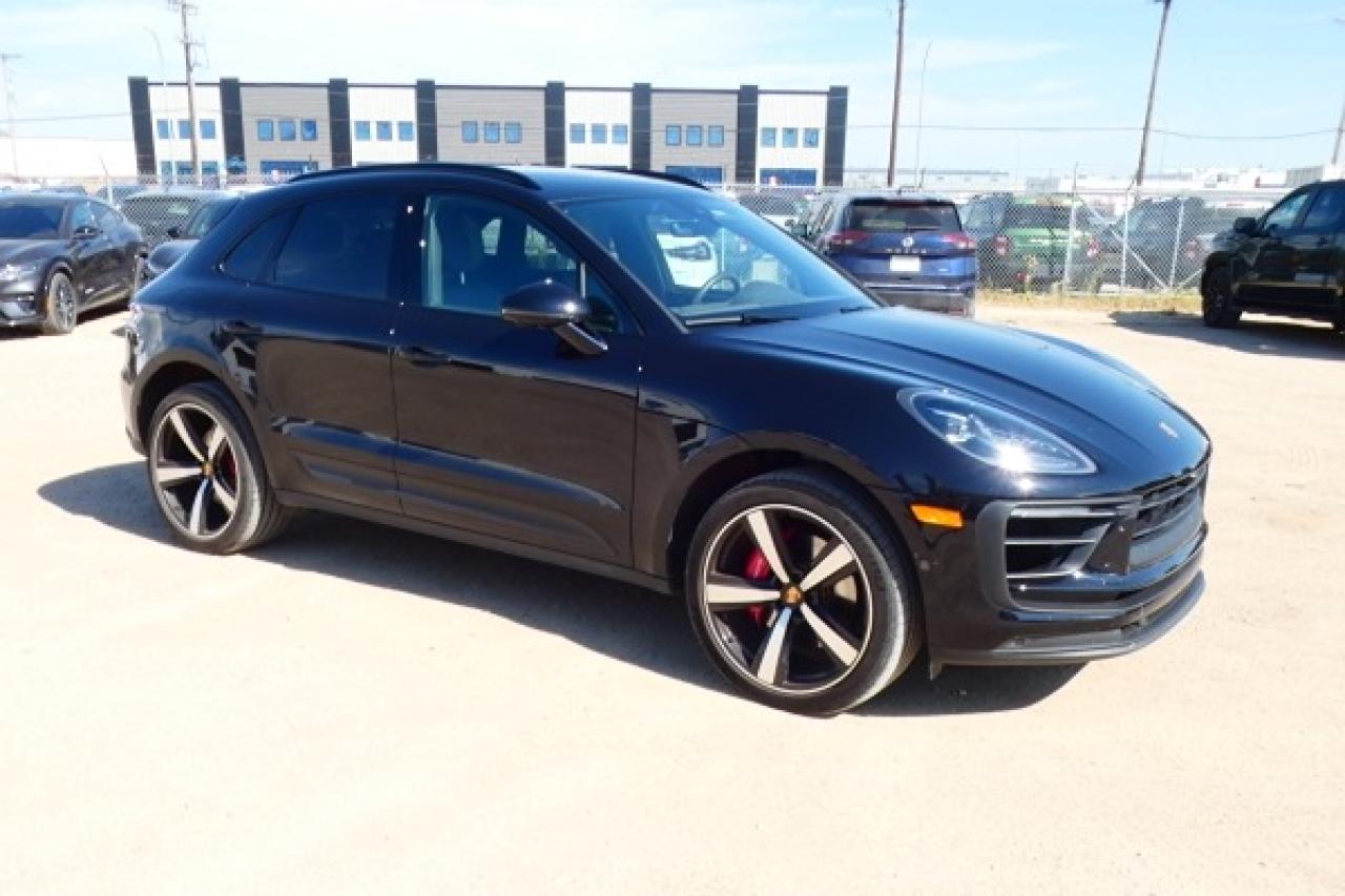 2023 Porsche Macan S AWD w/H&C L, pano S/R, NAV, BUC - Photo #4