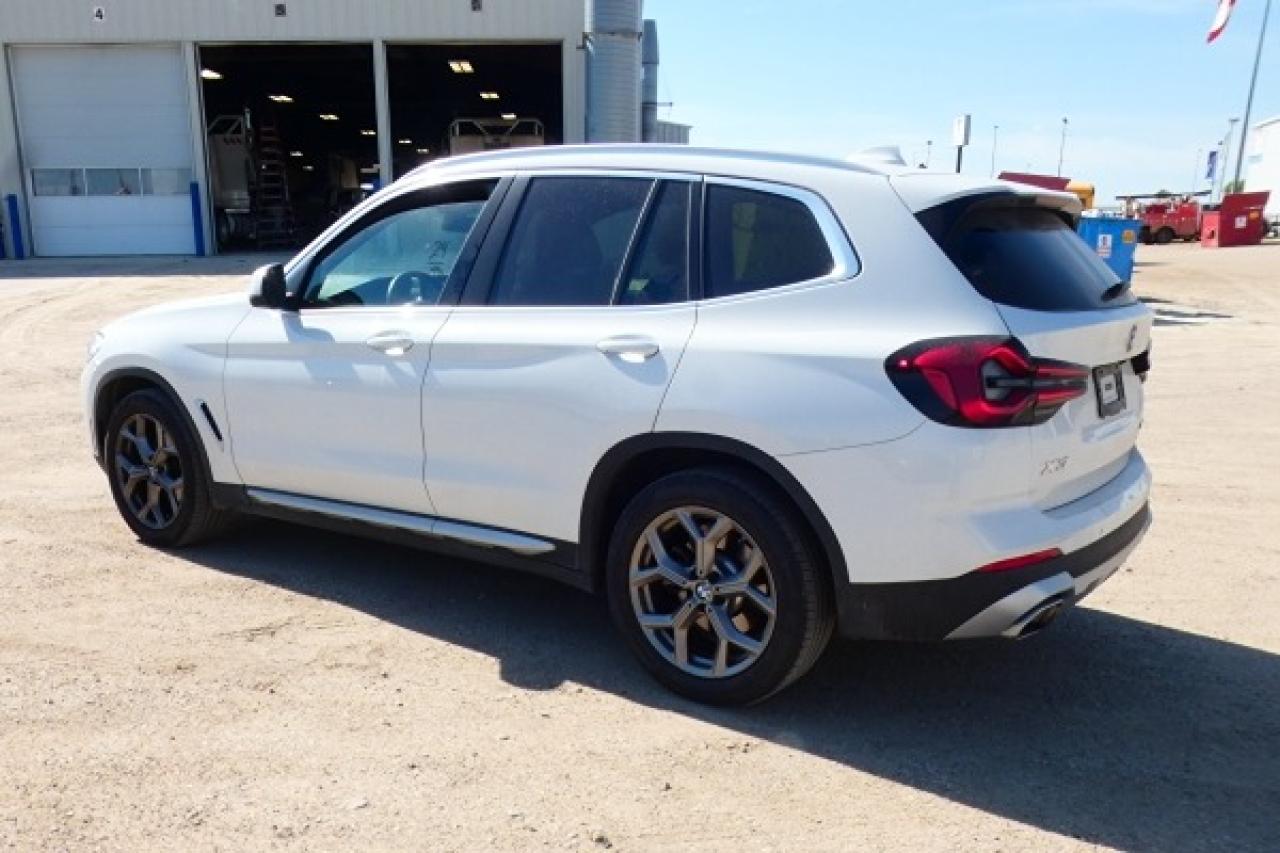 2024 BMW X3 xDrive30i w/Htd Leather, pano S/R, NAV, BUC - Photo #8
