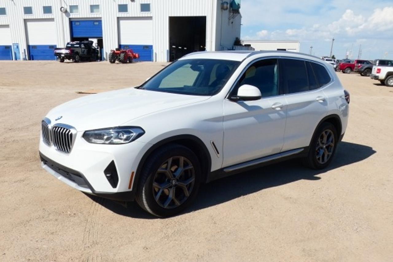 2024 BMW X3 xDrive30i w/Htd Leather, pano S/R, NAV, BUC - Photo #2