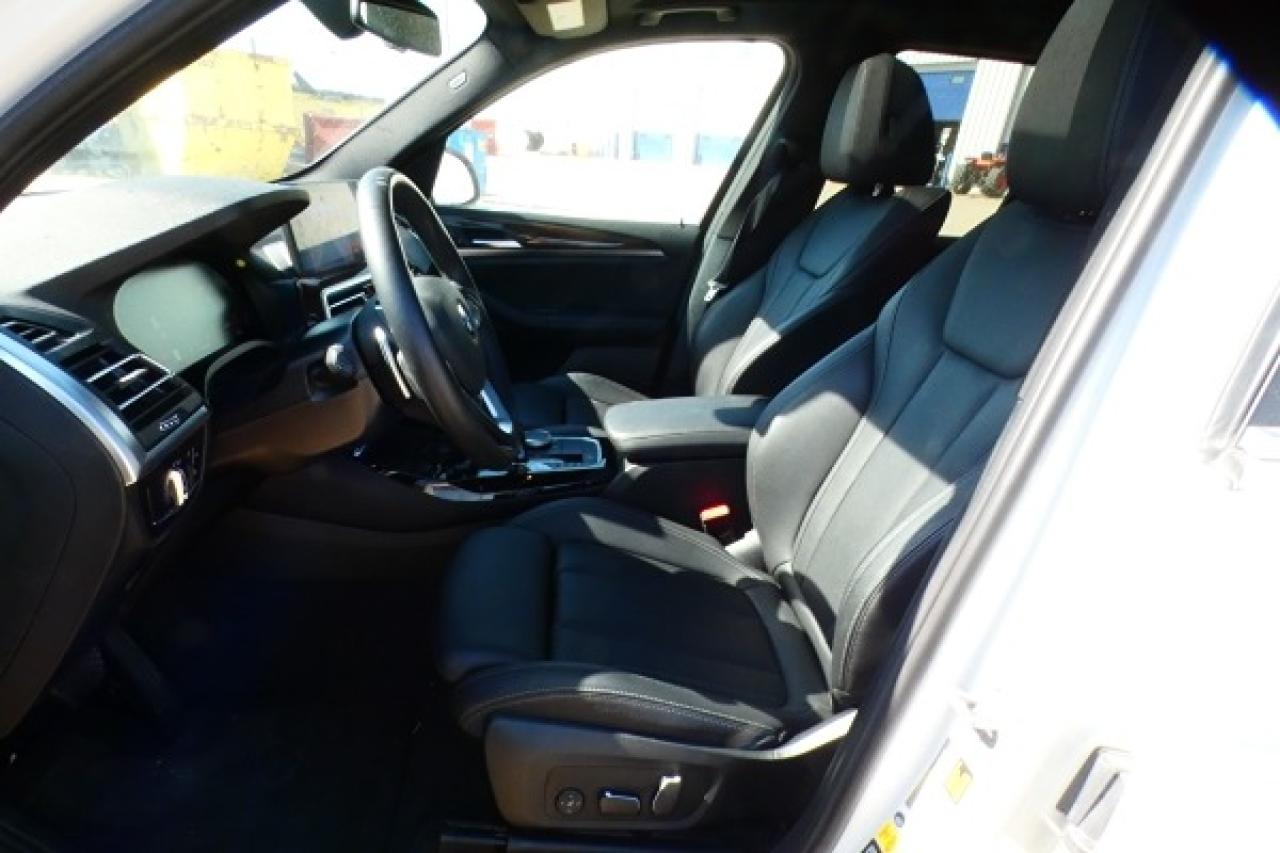 2024 BMW X3 xDrive30i w/Htd Leather, pano S/R, NAV, BUC - Photo #11