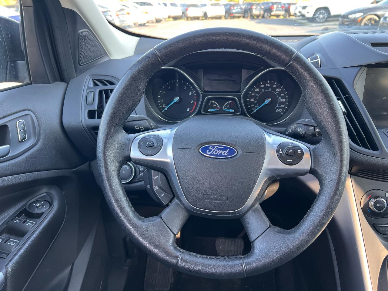 2015 Ford Escape SE Photo18