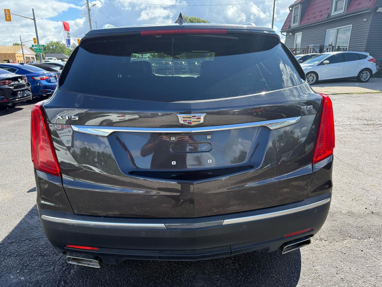 2018 Cadillac XT5  Photo3