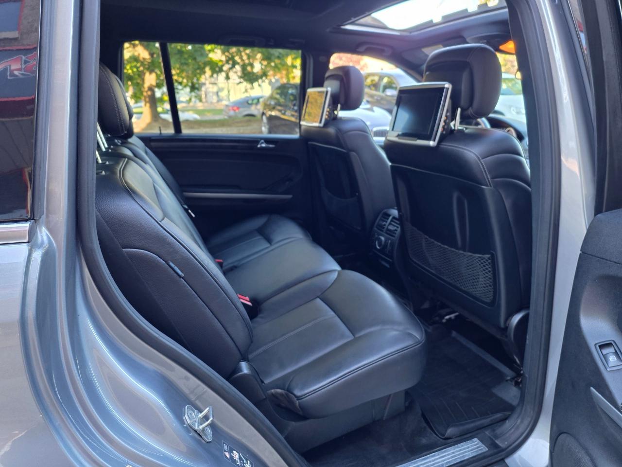 2012 Mercedes-Benz GL350 Premium - Photo #10