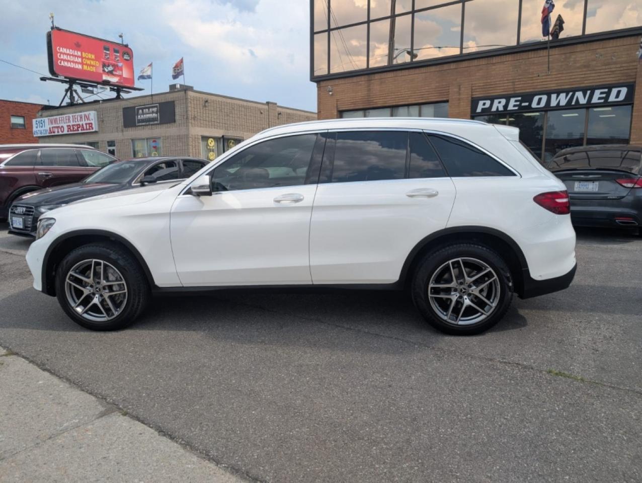 2019 Mercedes-Benz GLC GLC 300 4MATIC - Photo #5
