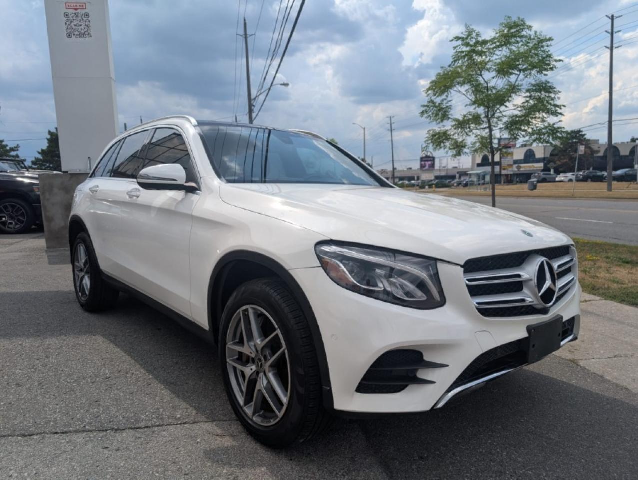 2019 Mercedes-Benz GLC GLC 300 4MATIC - Photo #6
