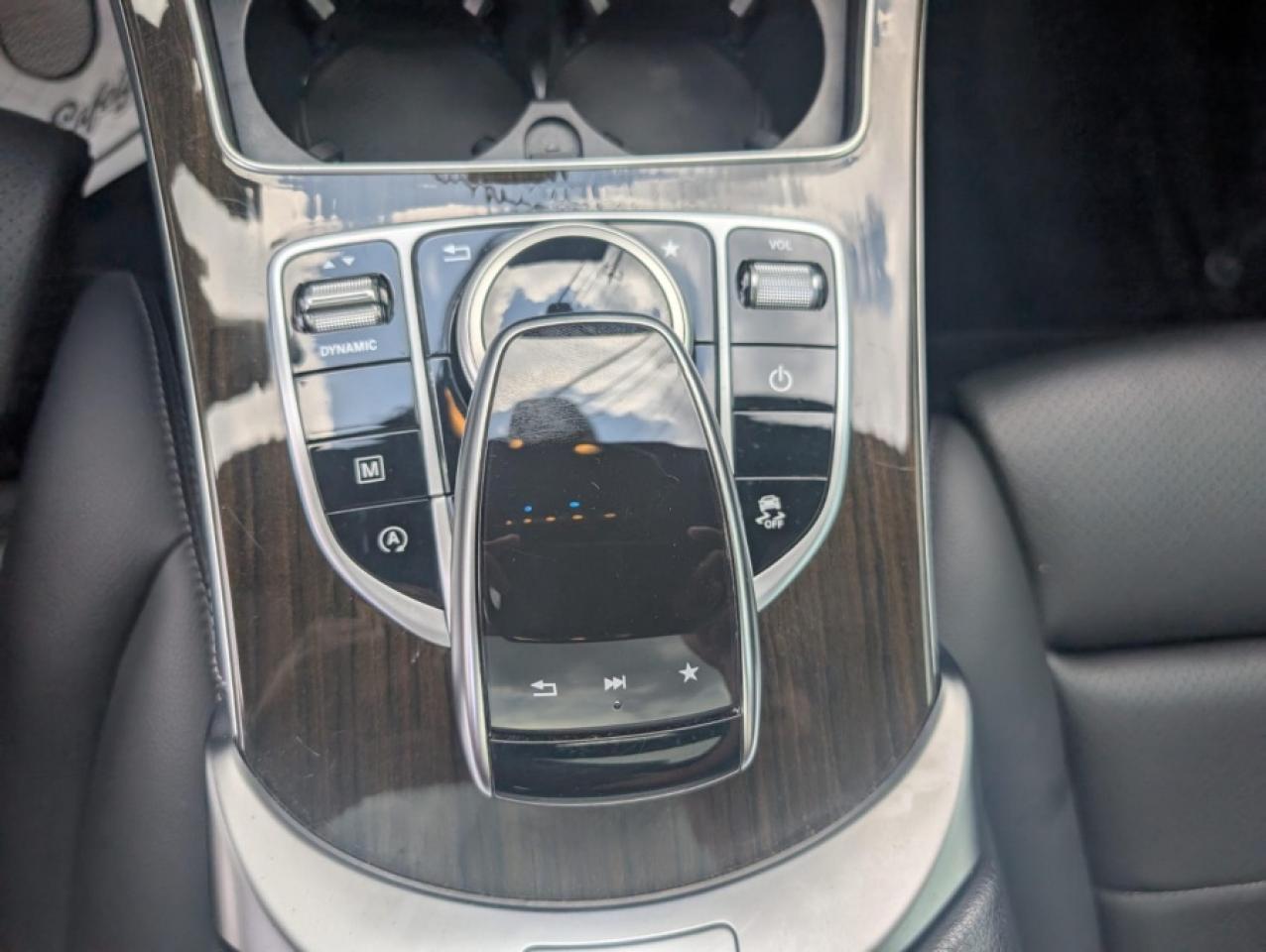 2019 Mercedes-Benz GLC GLC 300 4MATIC - Photo #11