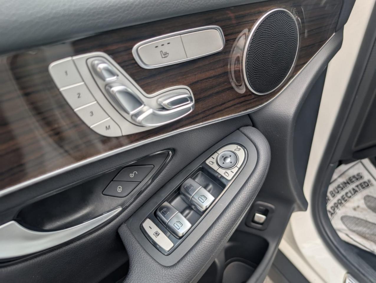 2019 Mercedes-Benz GLC GLC 300 4MATIC - Photo #13