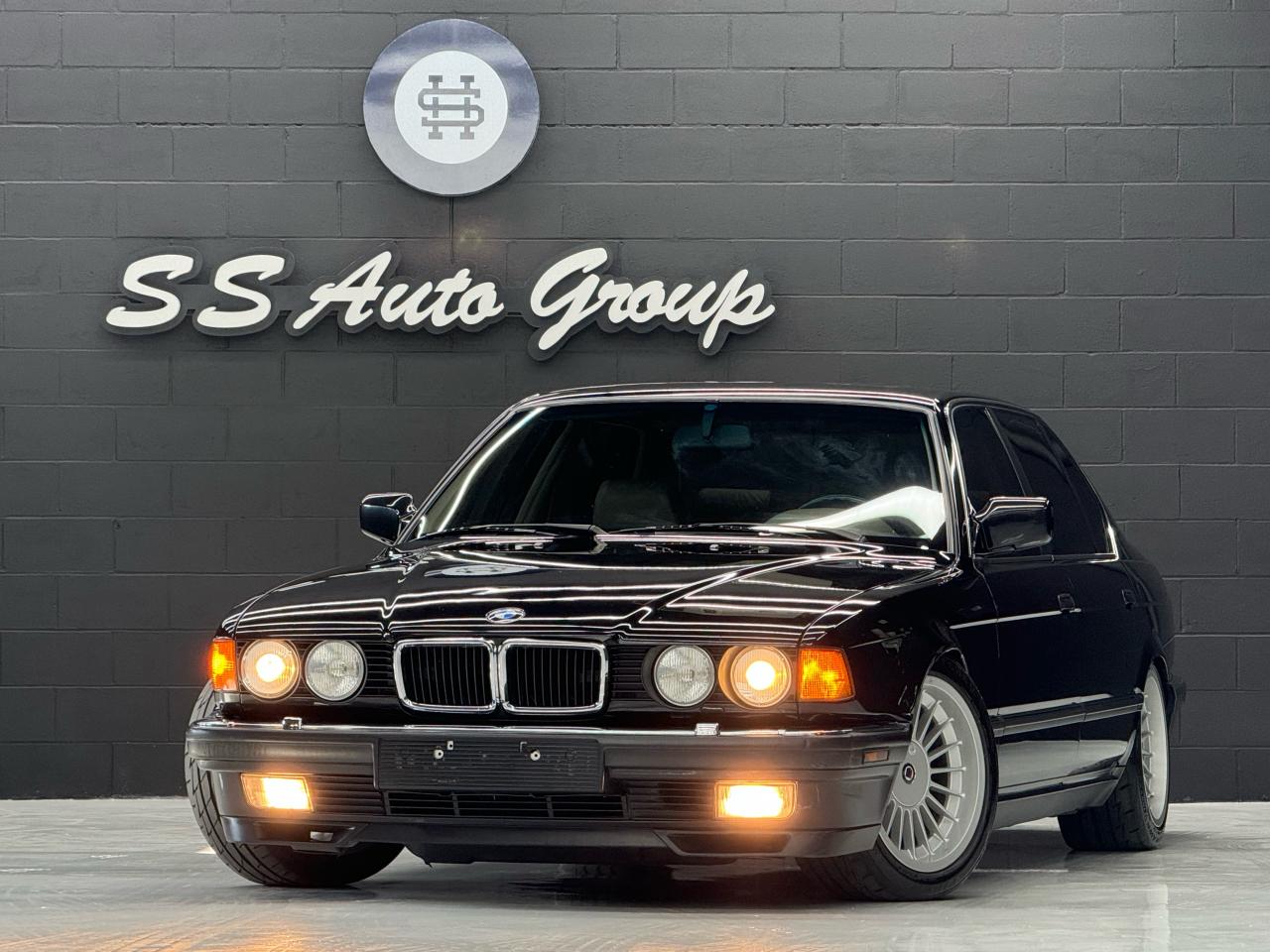 Used 1994 BMW 740iL LWB|HEATED SEATS|BLUETOOTH|CLEAN CARFAX| for sale in Oakville, ON
