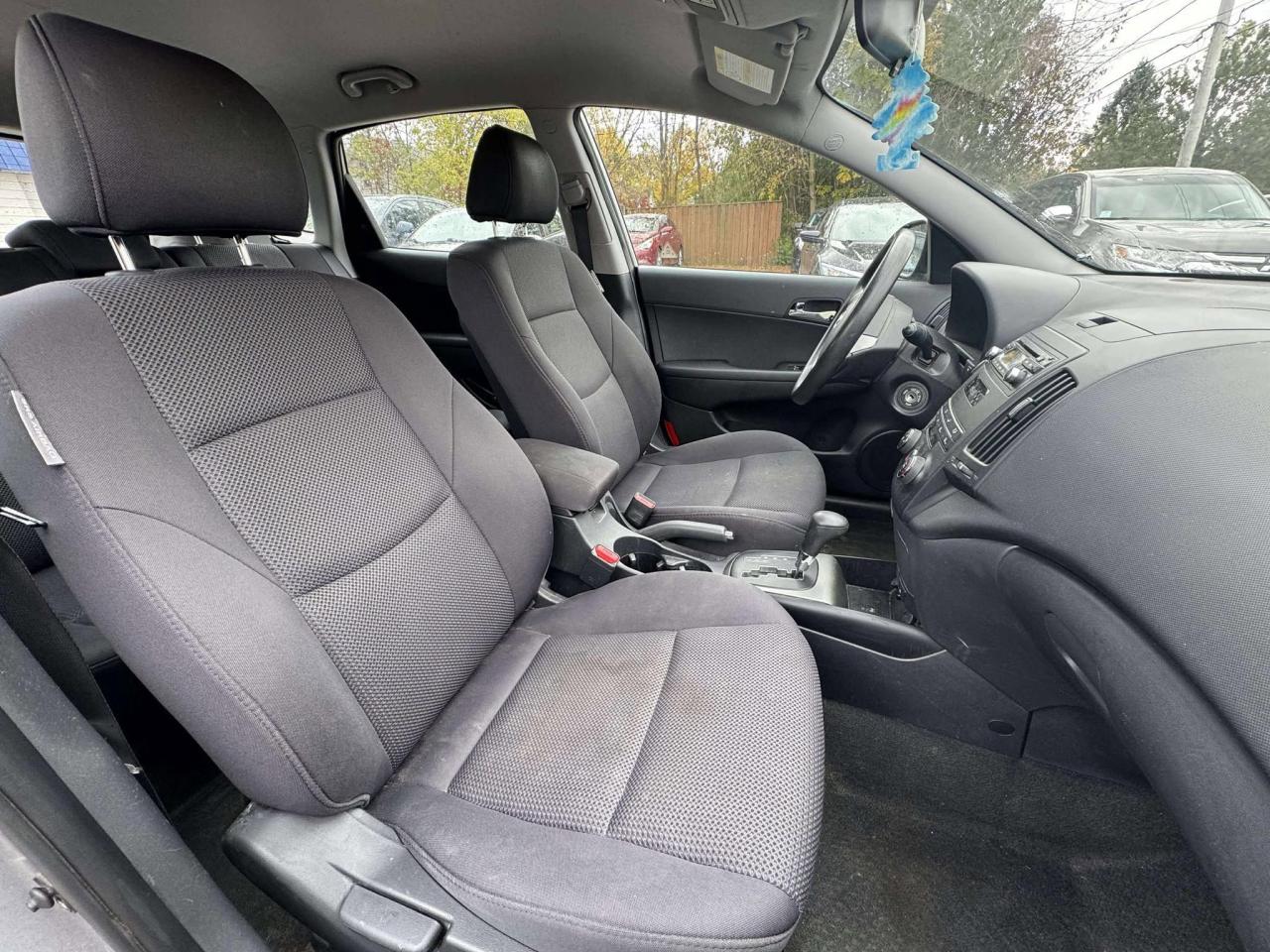 2011 Hyundai Elantra Touring 4dr Wgn Auto GLS - Photo #26