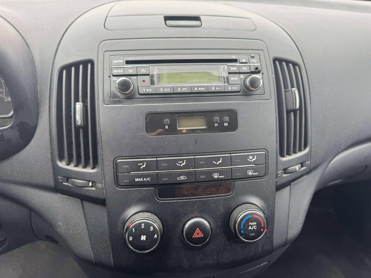 2011 Hyundai Elantra Touring 4dr Wgn Auto GLS - Photo #35