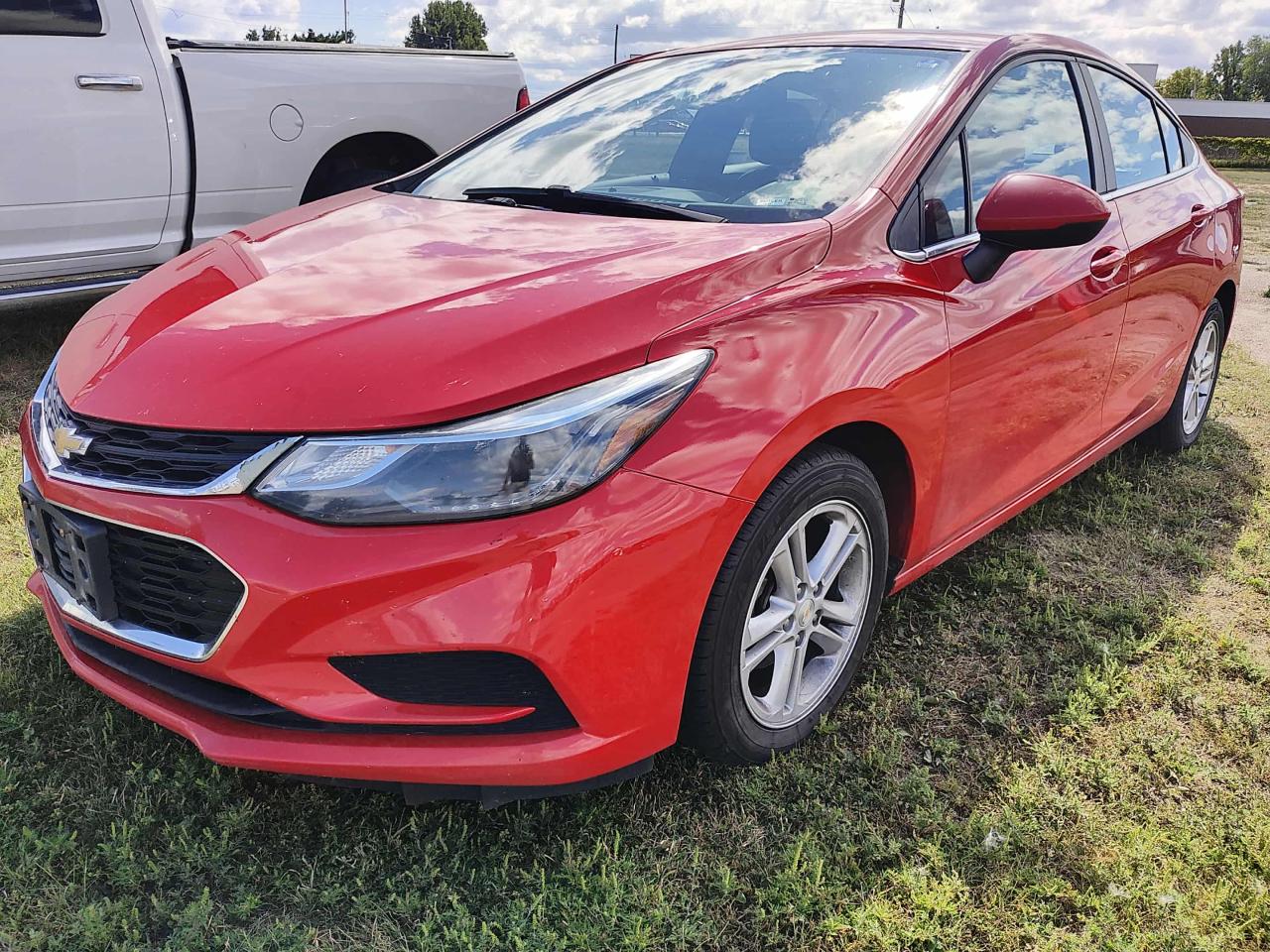 Used 2017 Chevrolet Cruze LT for sale in Pembroke, ON