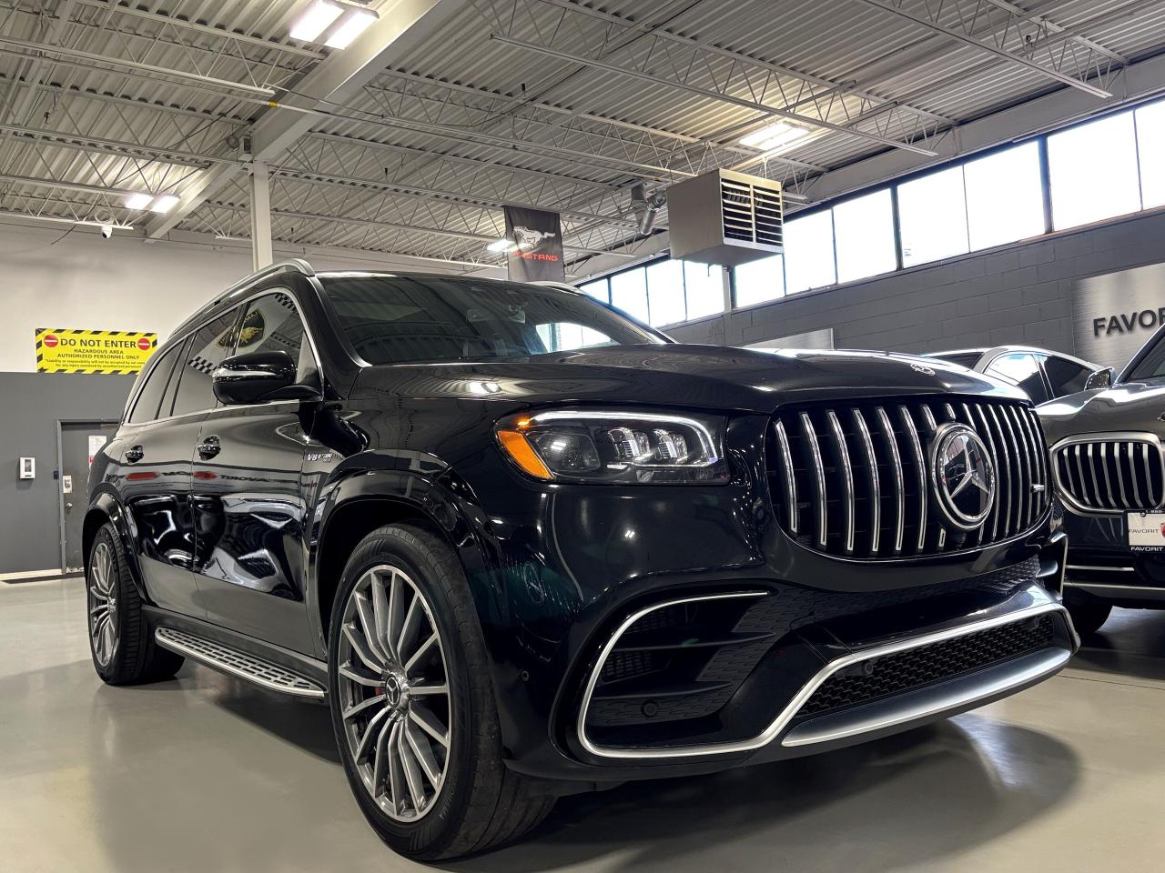 2022 Mercedes-Benz GLS GLS63 AMG|V8BITURBO|4MATIC+|NO LUX TAX|MASSAGE|HUD - Photo #2