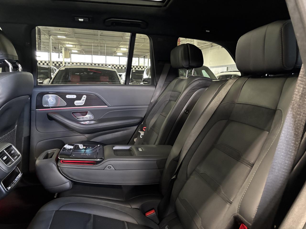 2022 Mercedes-Benz GLS GLS63 AMG|V8BITURBO|4MATIC+|NO LUX TAX|MASSAGE|HUD - Photo #16
