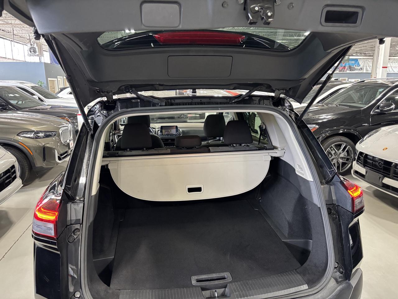 2023 Nissan Rogue SV AWD|MOONROOF|ALLOYS|360CAM|HEATEDSEATS|+++ - Photo #5