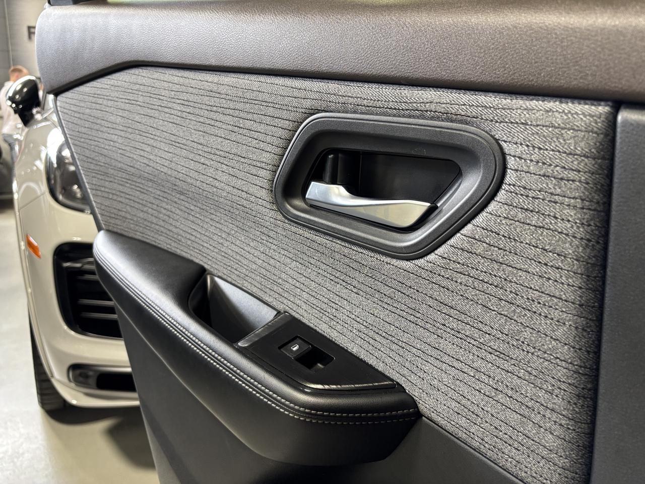 2023 Nissan Rogue SV AWD|MOONROOF|ALLOYS|360CAM|HEATEDSEATS|+++ - Photo #11