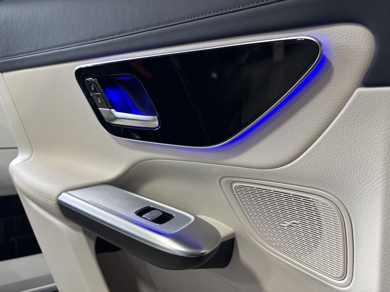 2024 Mercedes-Benz GLC GLC300|4MATIC|CLUSTERNAV|CREAMLEATHER|AMBIENT|LED| - Photo #11
