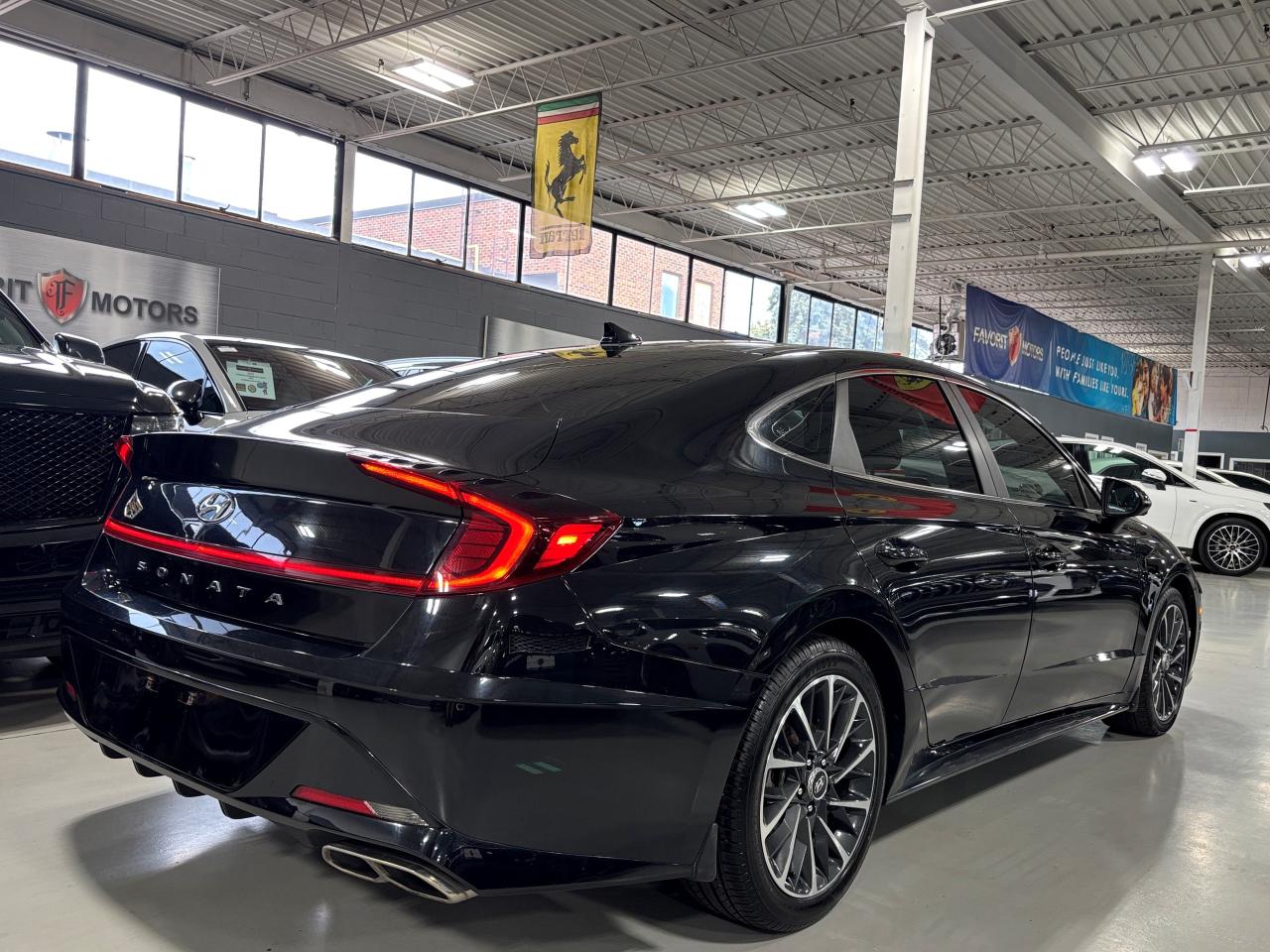 2022 Hyundai Sonata 1.6T Luxury|BOSE|360CAM|LEATHER|PANOROOF|ALLOYS|++ - Photo #4
