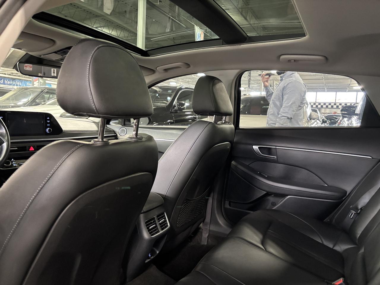 2022 Hyundai Sonata 1.6T Luxury|BOSE|360CAM|LEATHER|PANOROOF|ALLOYS|++ - Photo #8
