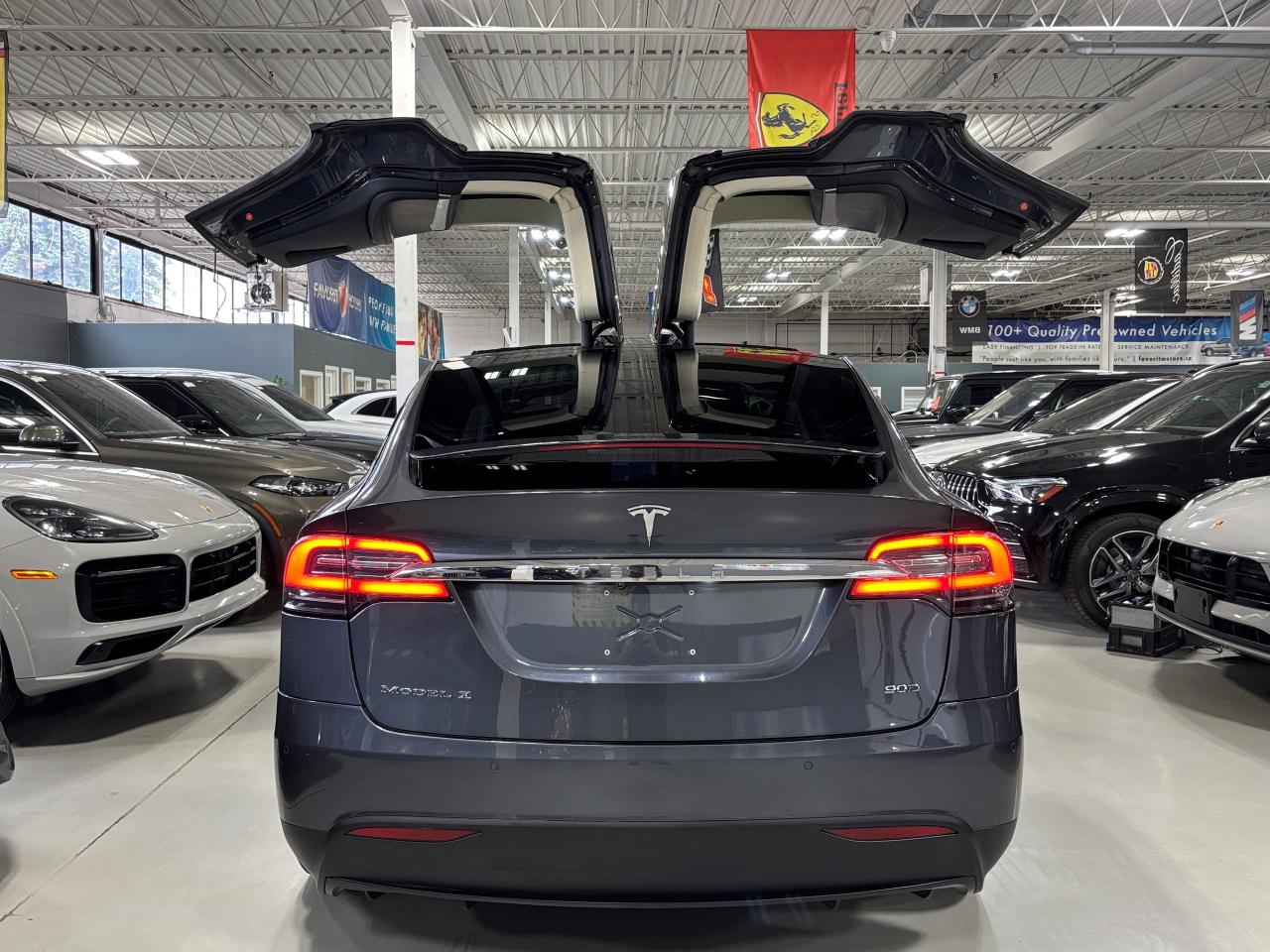 2016 Tesla Model X 90D|HIGHWAYAUTOPILOT|NAV|6PASSENGER|FALCONDOORS|++ - Photo #5