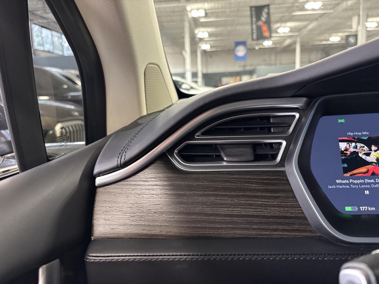 2016 Tesla Model X 90D|HIGHWAYAUTOPILOT|NAV|6PASSENGER|FALCONDOORS|++ - Photo #20