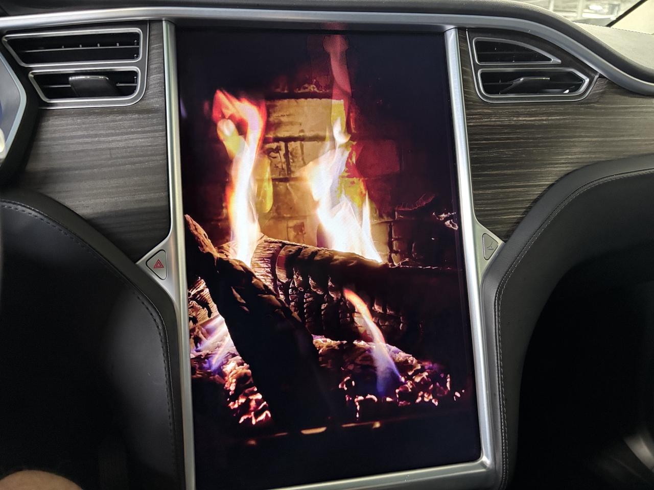 2016 Tesla Model X 90D|HIGHWAYAUTOPILOT|NAV|6PASSENGER|FALCONDOORS|++ - Photo #35