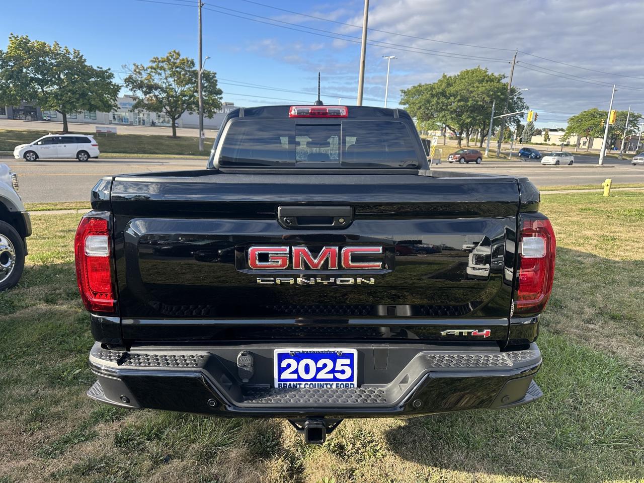 2025 GMC Canyon AT4 Photo