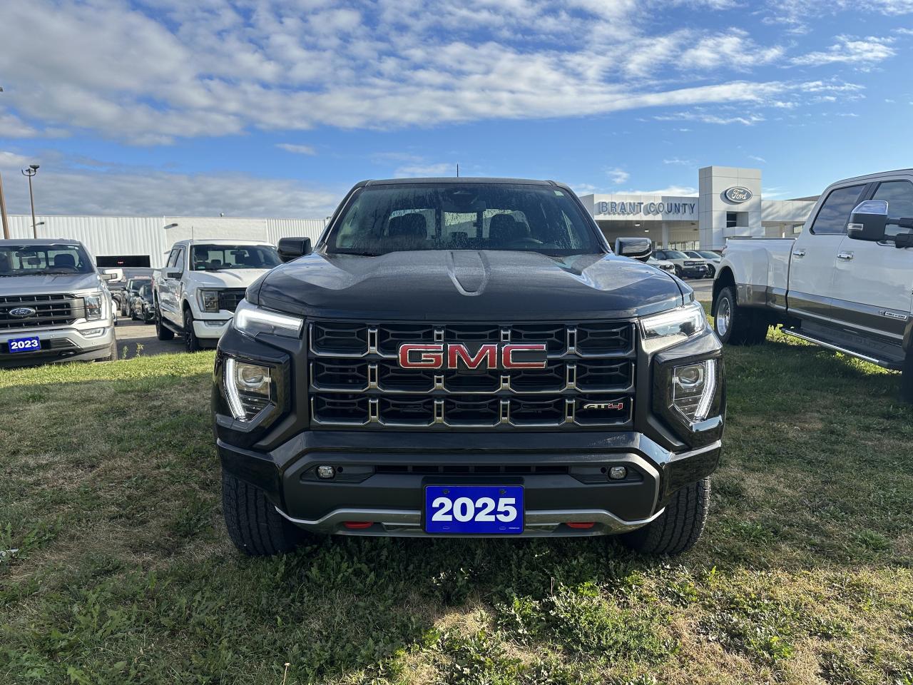 2025 GMC Canyon AT4 Photo