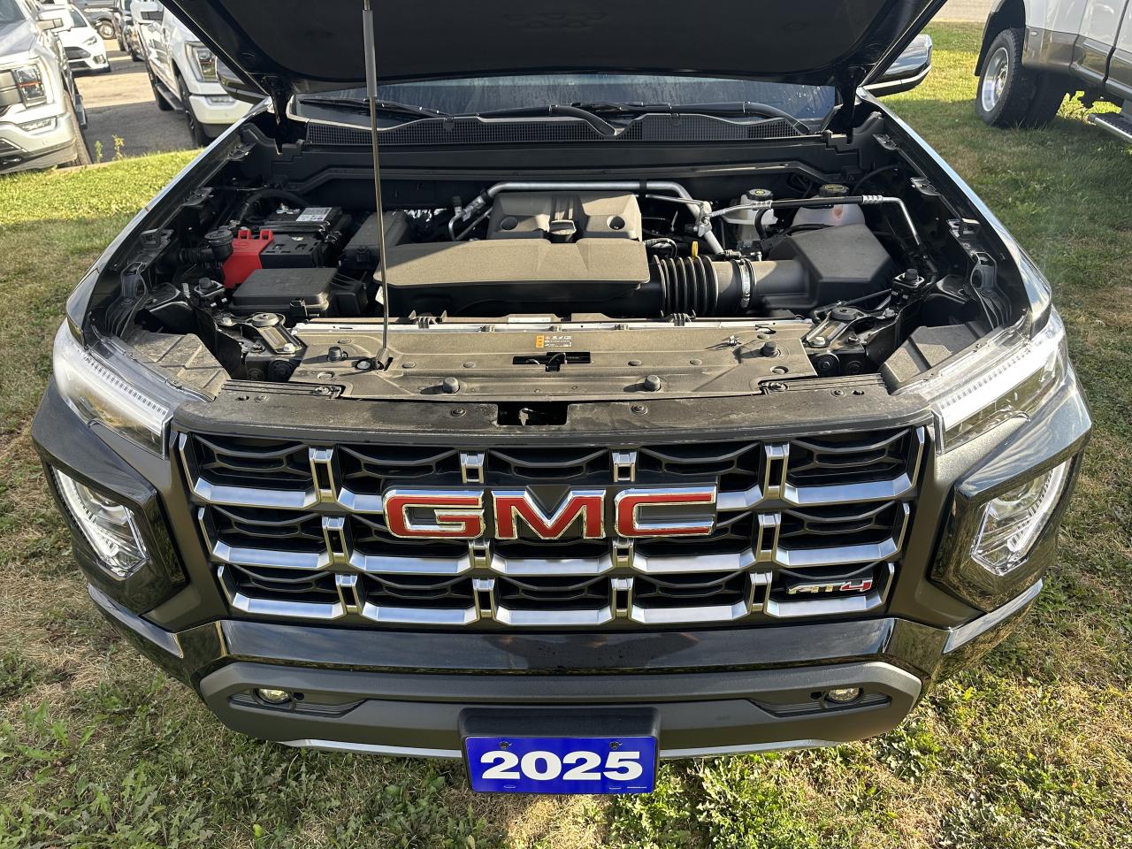 2025 GMC Canyon AT4 Photo