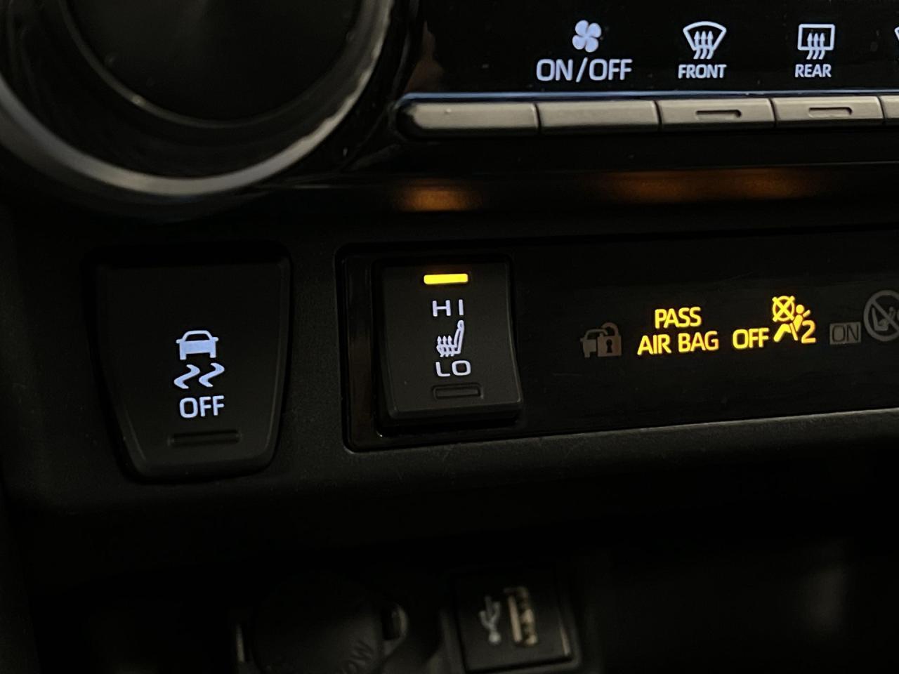 2023 Toyota RAV4 AWD | HEATED SEATS | CARPLAY | BLIND SPOT | A/C Photo