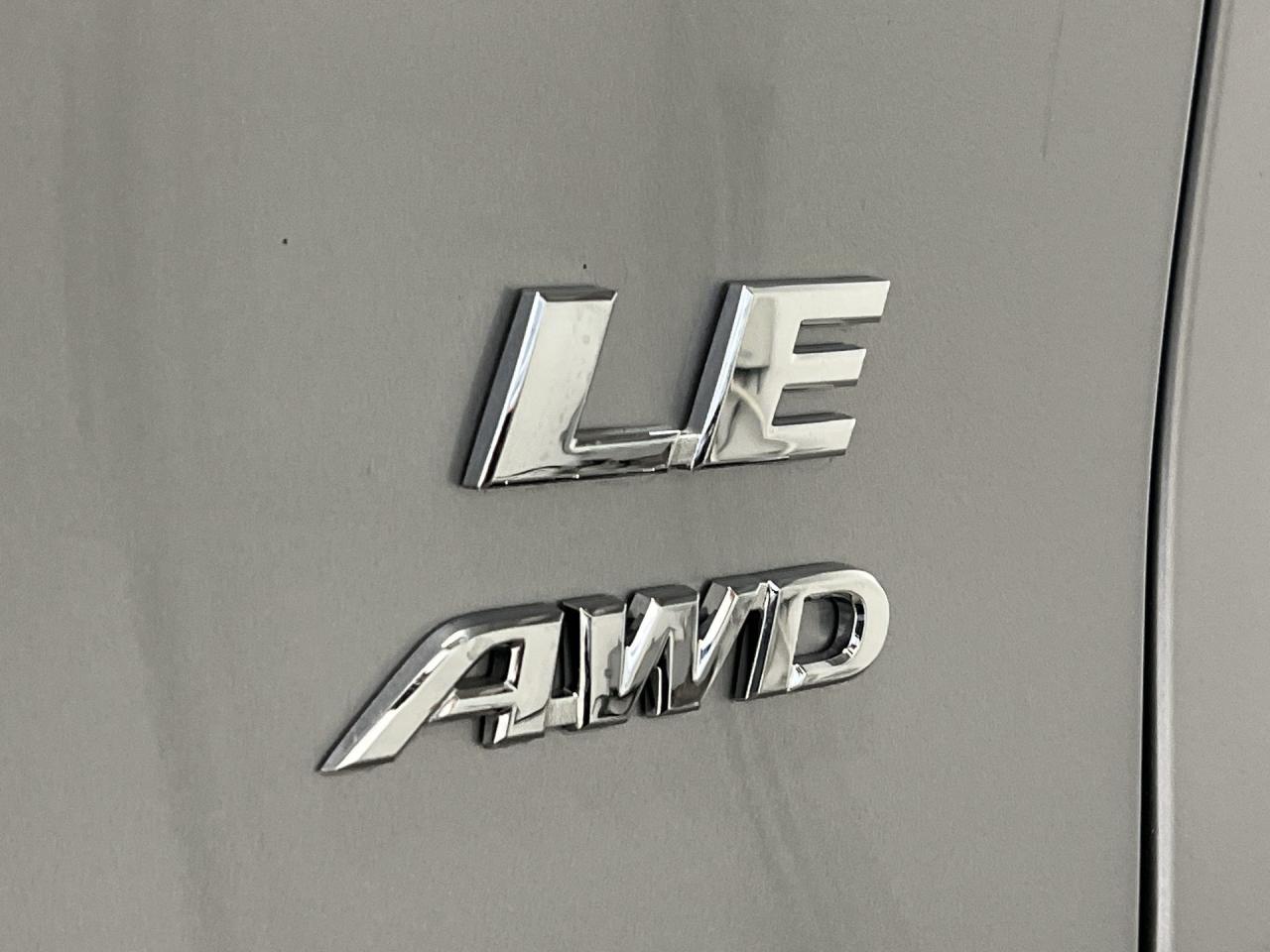 2023 Toyota RAV4 AWD | HEATED SEATS | CARPLAY | BLIND SPOT | A/C Photo