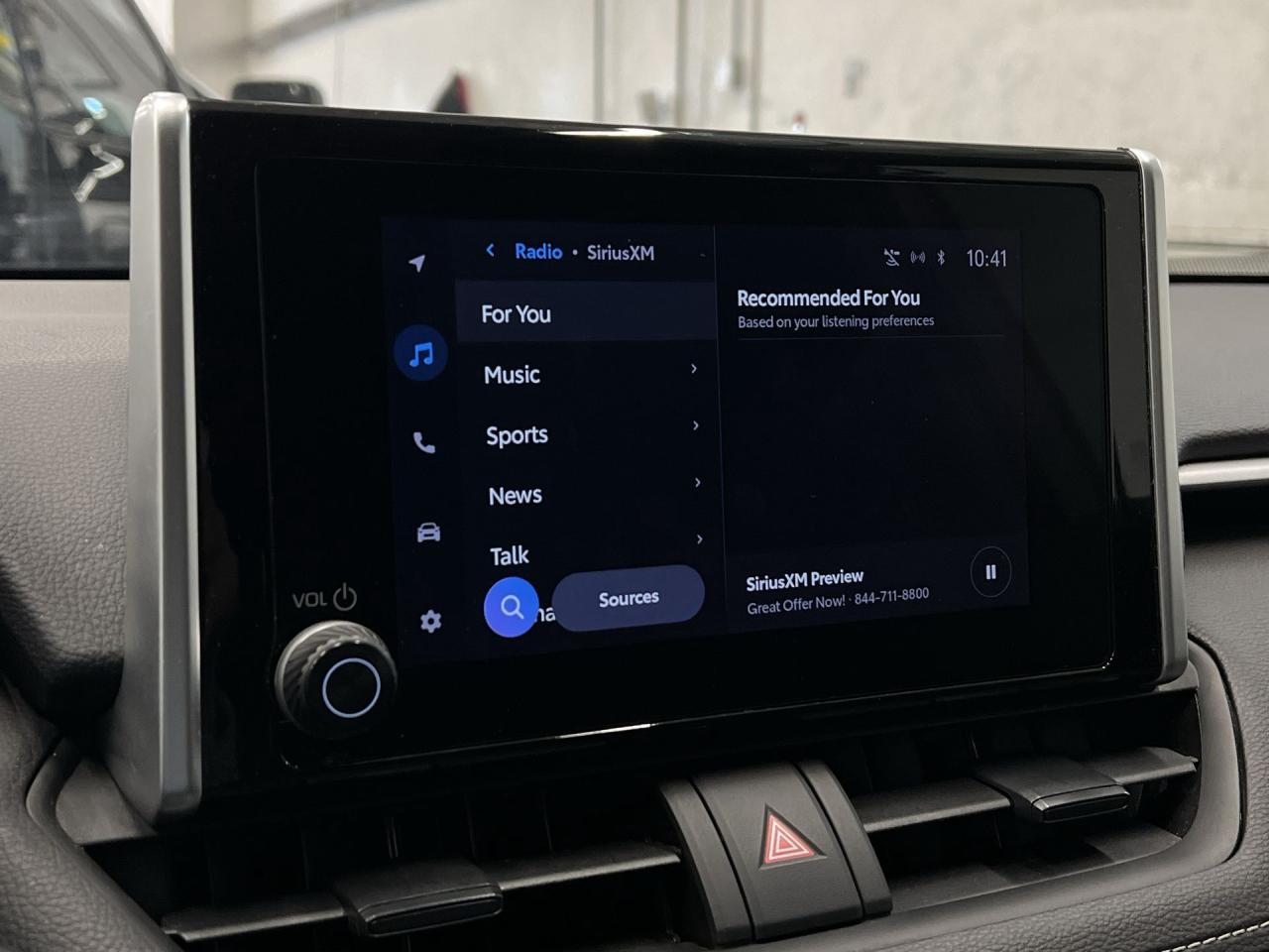 2023 Toyota RAV4 AWD | HEATED SEATS | CARPLAY | BLIND SPOT | A/C Photo