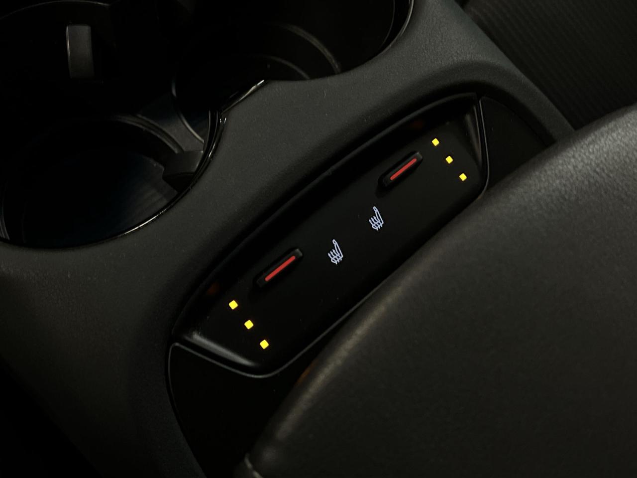 2024 Toyota Venza HYBRID AWD | HTD SEATS | CARPLAY | 18IN ALLOYS Photo