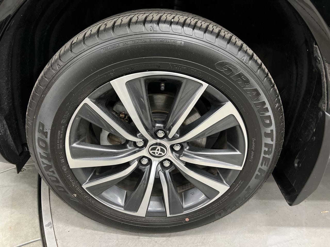 2024 Toyota Venza HYBRID AWD | HTD SEATS | CARPLAY | 18IN ALLOYS Photo