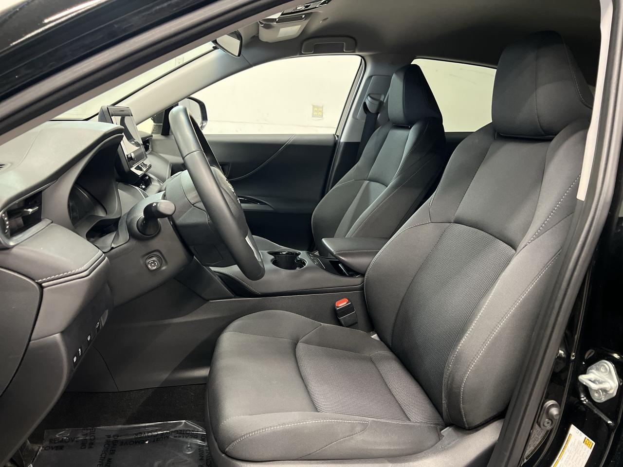 2024 Toyota Venza HYBRID AWD | HTD SEATS | CARPLAY | 18IN ALLOYS Photo