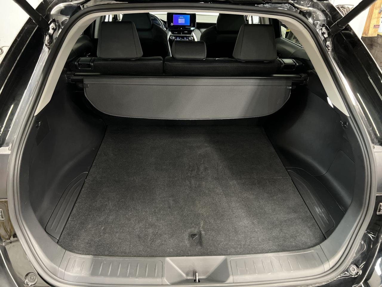 2024 Toyota Venza HYBRID AWD | HTD SEATS | CARPLAY | 18IN ALLOYS Photo