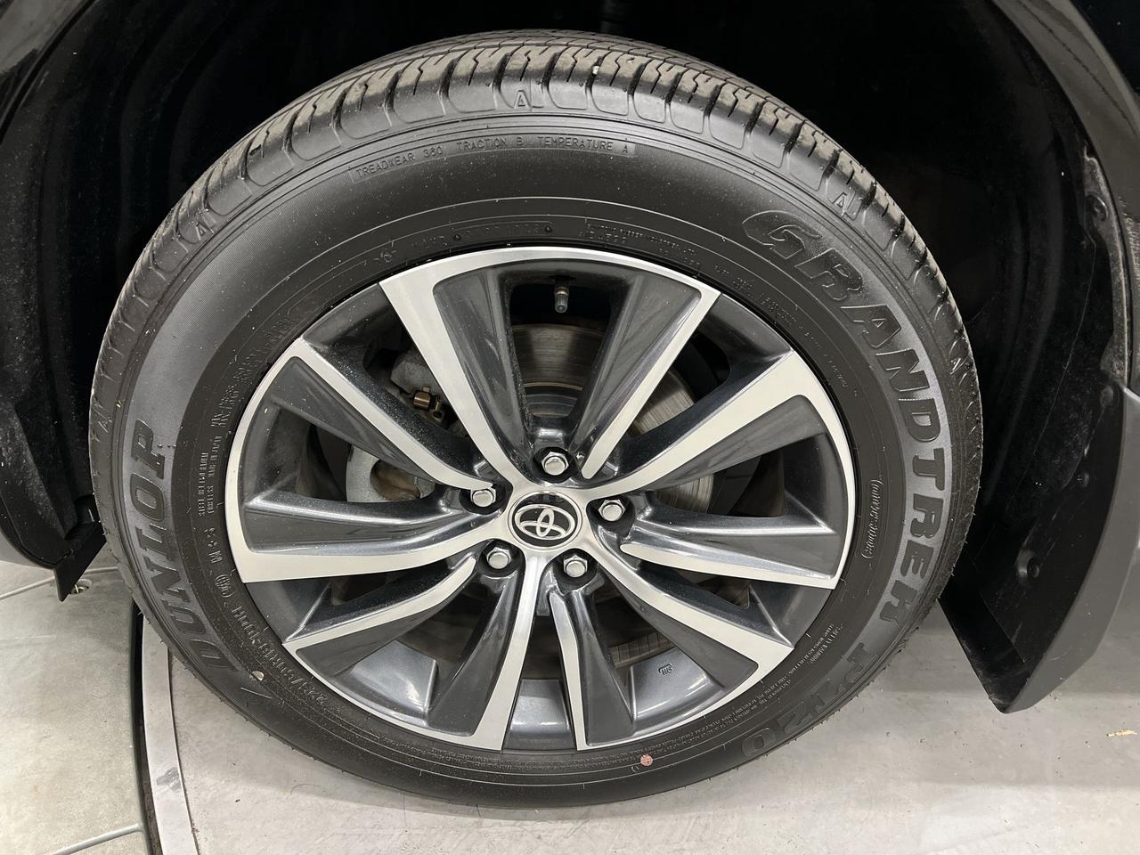 2024 Toyota Venza HYBRID AWD | HTD SEATS | CARPLAY | 18IN ALLOYS Photo