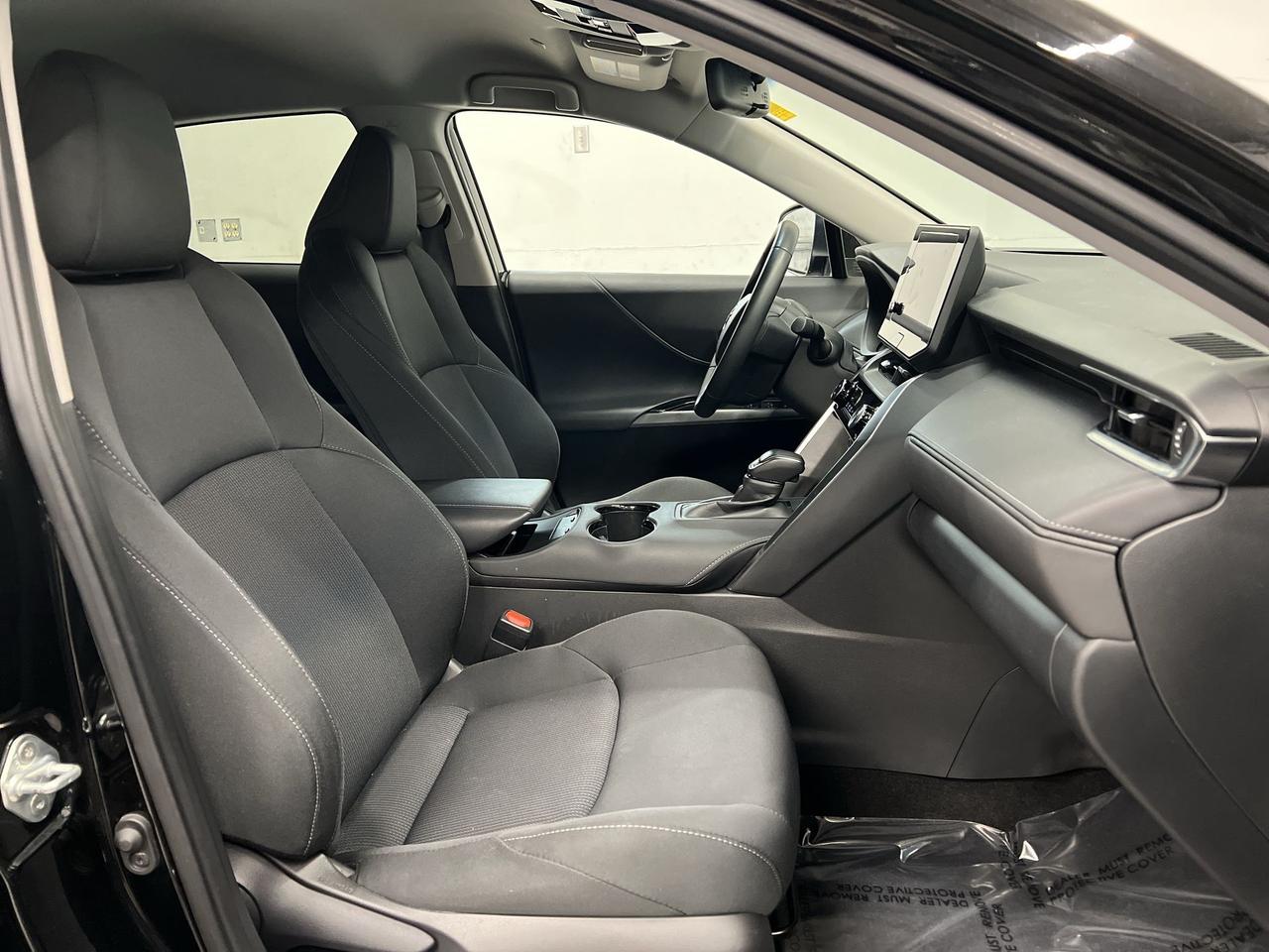2024 Toyota Venza HYBRID AWD | HTD SEATS | CARPLAY | 18IN ALLOYS Photo