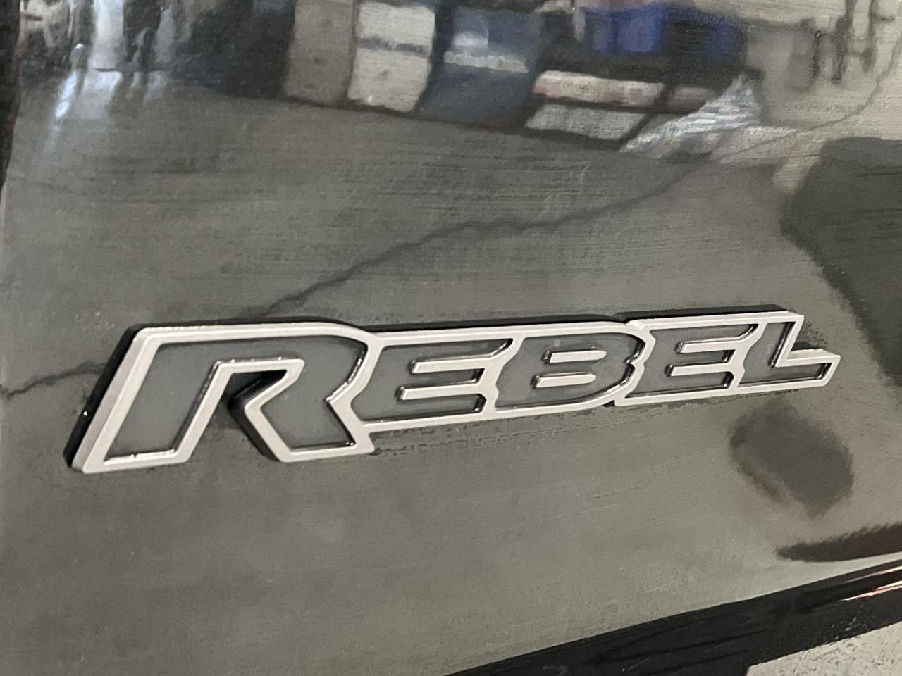 2020 RAM 1500 REBEL 4X4 | 5.7L HEMI V8 | HTD LEATHER | CARPLAY Photo