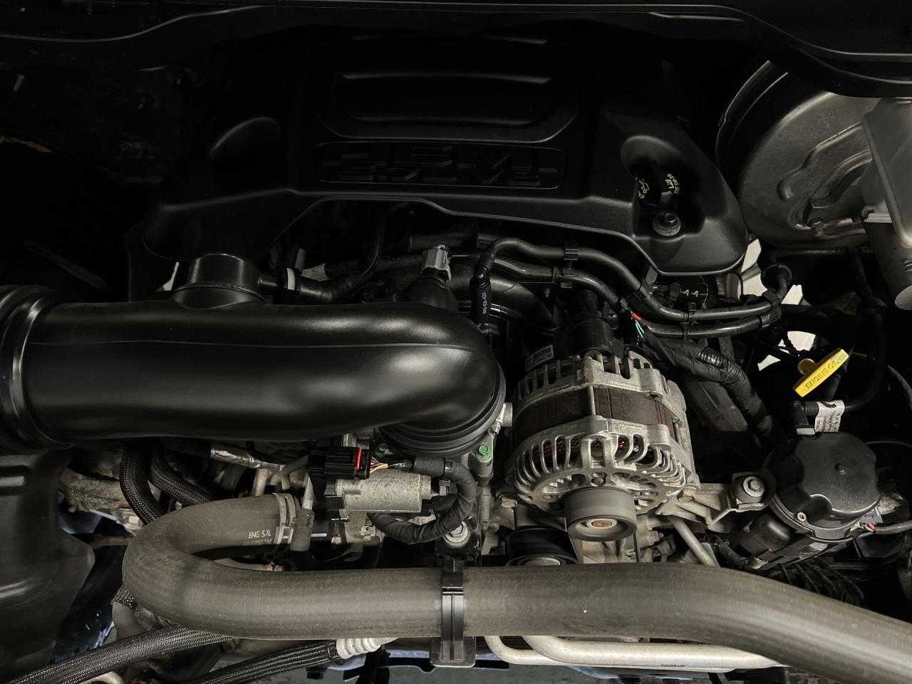 2020 RAM 1500 REBEL 4X4 | 5.7L HEMI V8 | HTD LEATHER | CARPLAY Photo