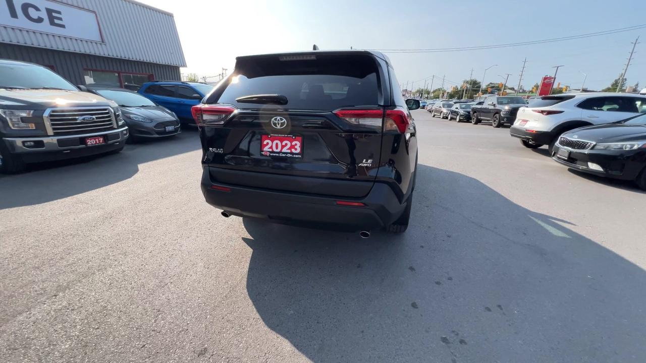 2023 Toyota RAV4 AWD | HEATED SEATS | CARPLAY | BLIND SPOT | A/C Photo