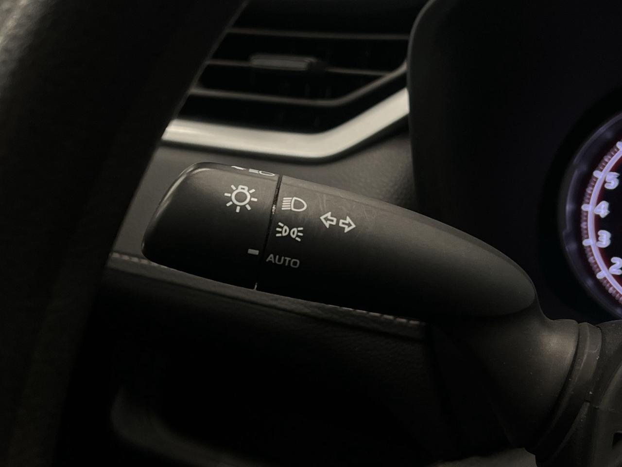2023 Toyota RAV4 AWD | HEATED SEATS | CARPLAY | BLIND SPOT | A/C Photo